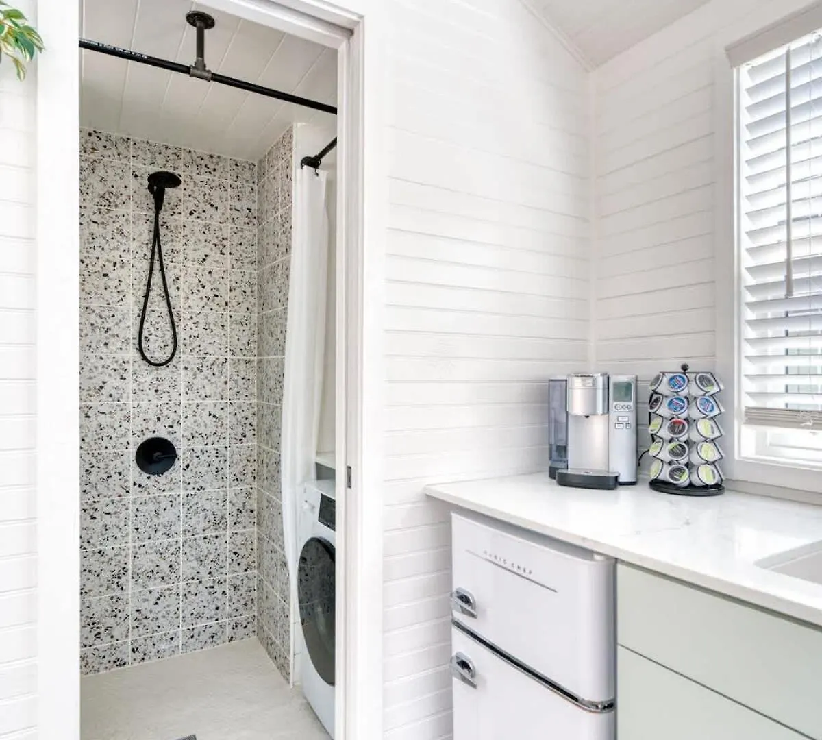 Stay Portland - Teal & Terrazzo Bright Portland Tiny Home Holiday home